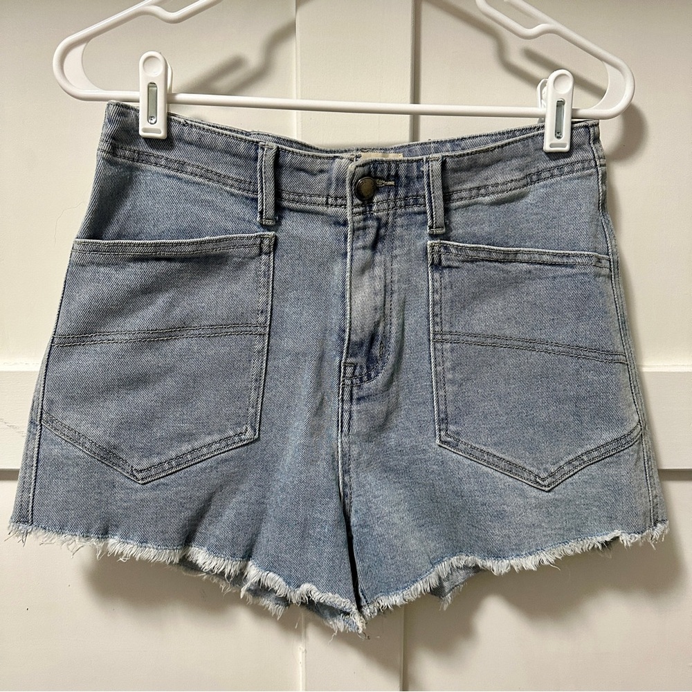 Listicle Denim Patch Pocket Shorts with Frayed Hem